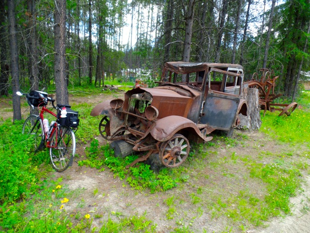 1926 Studebaker meets 2006 Cannondale