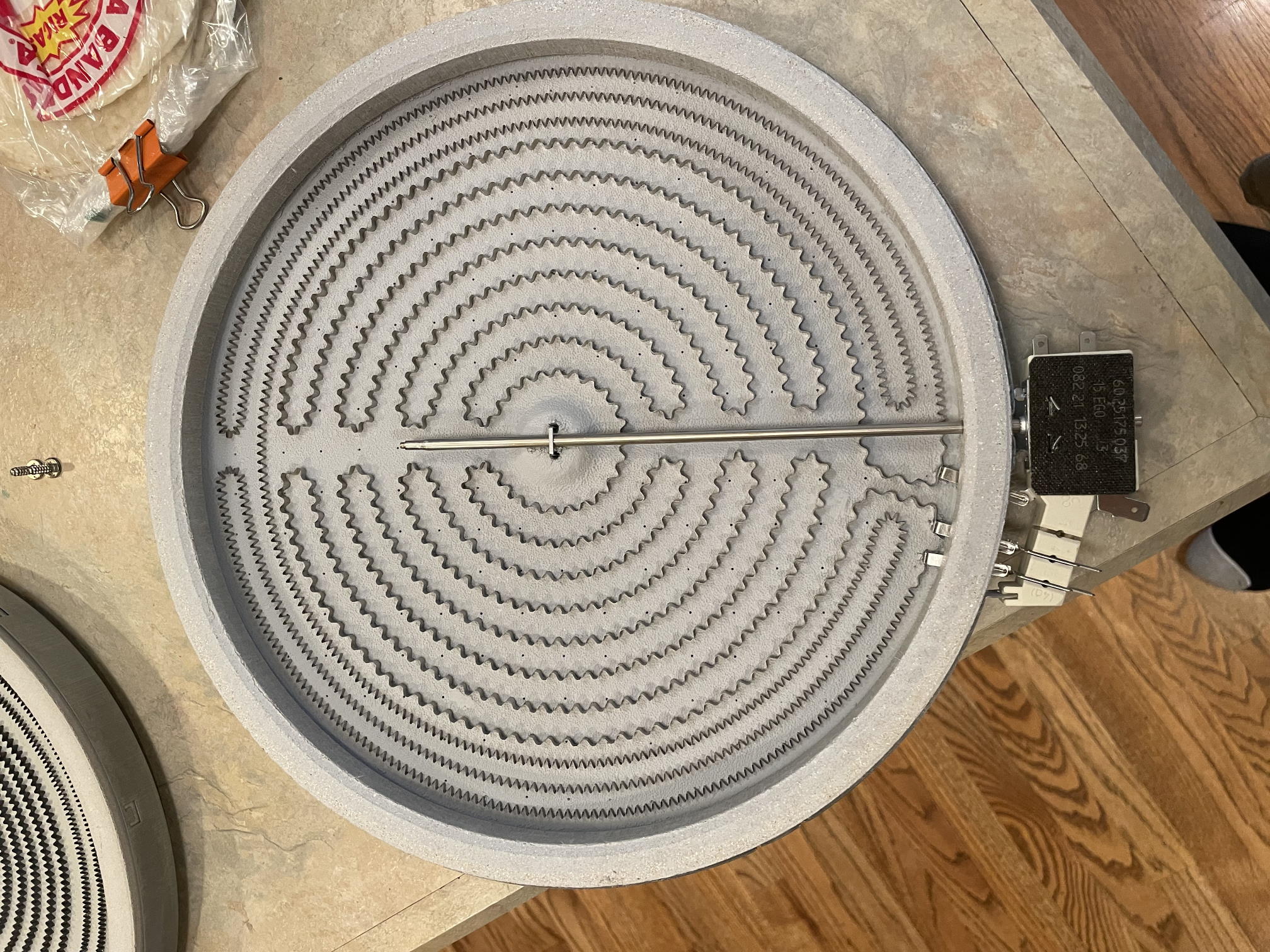 What to do when the hot surface light on the oven stays on WT8P's